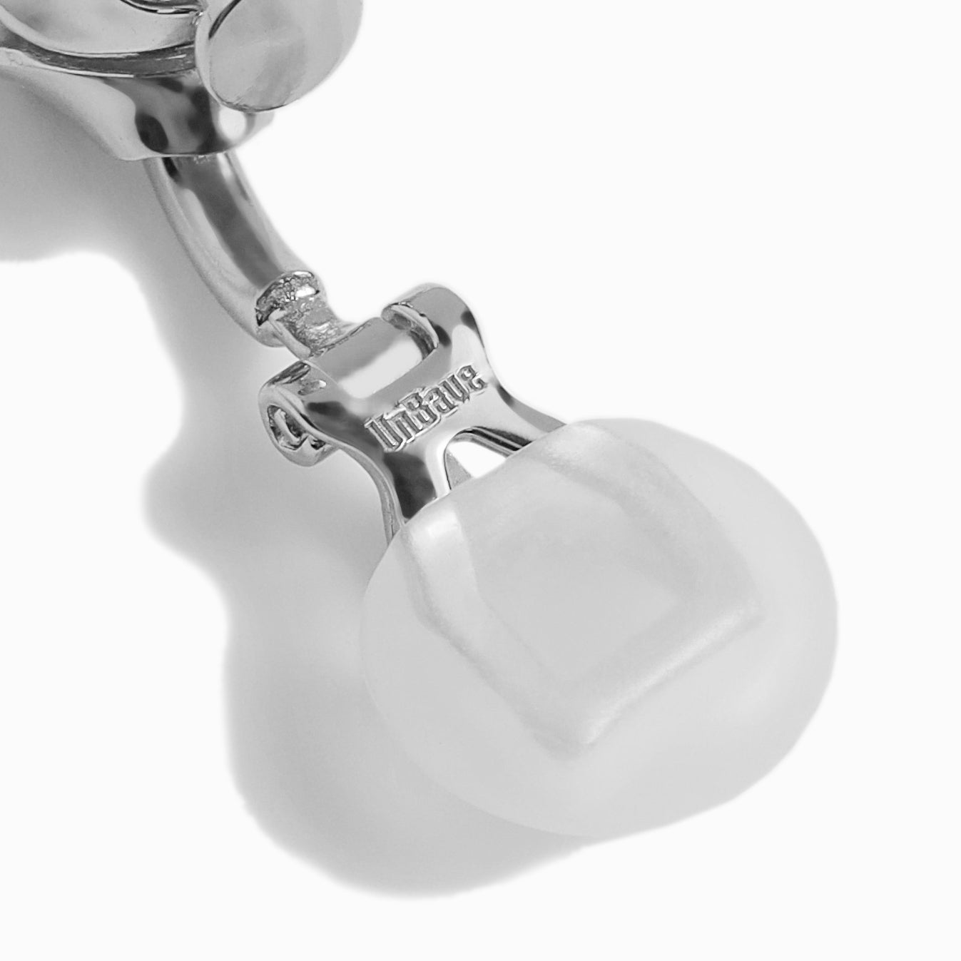 《Clip-on earrings》Butterfly Shine（Casual）