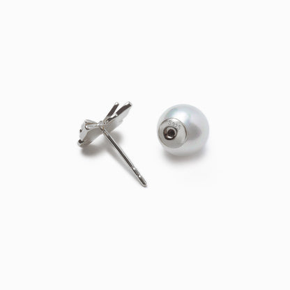 《Pierced earrings》Butterfly Pearl Kiss（Luxe）