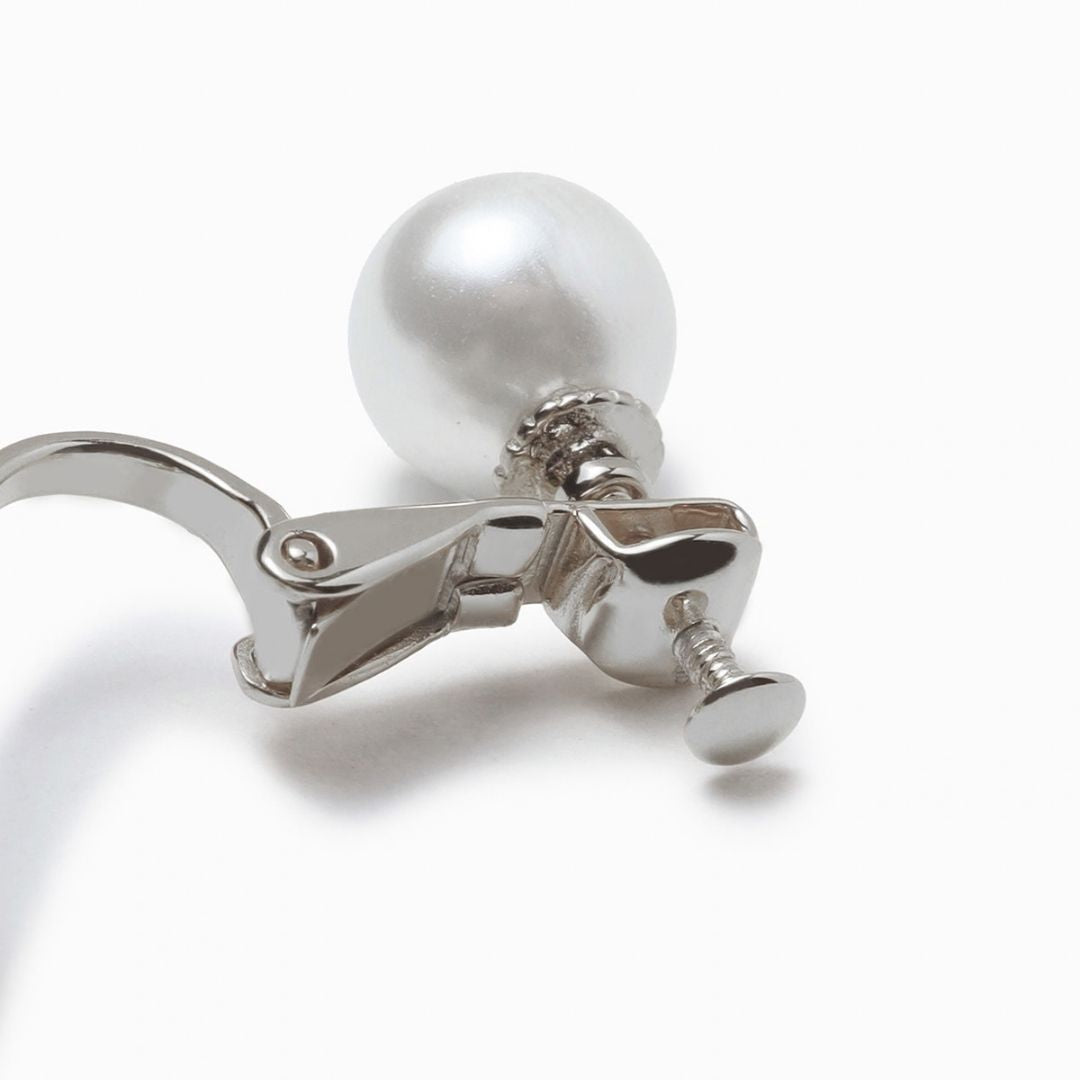 《Clip-on earrings》Butterfly Pearl Kiss（Luxe）