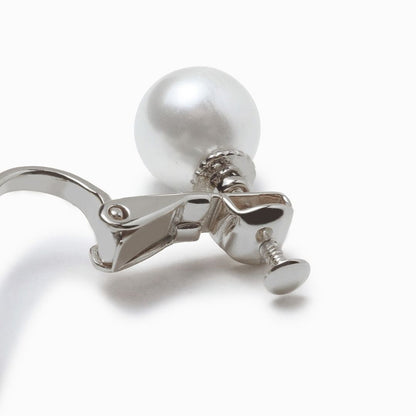 《Clip-on earrings》Butterfly Pearl Kiss（Luxe）