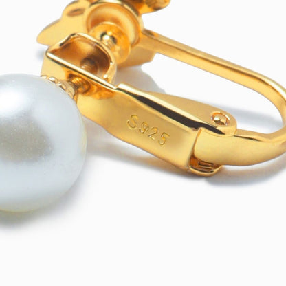 《Clip-on earrings》Butterfly Pearl Kiss（Luxe）