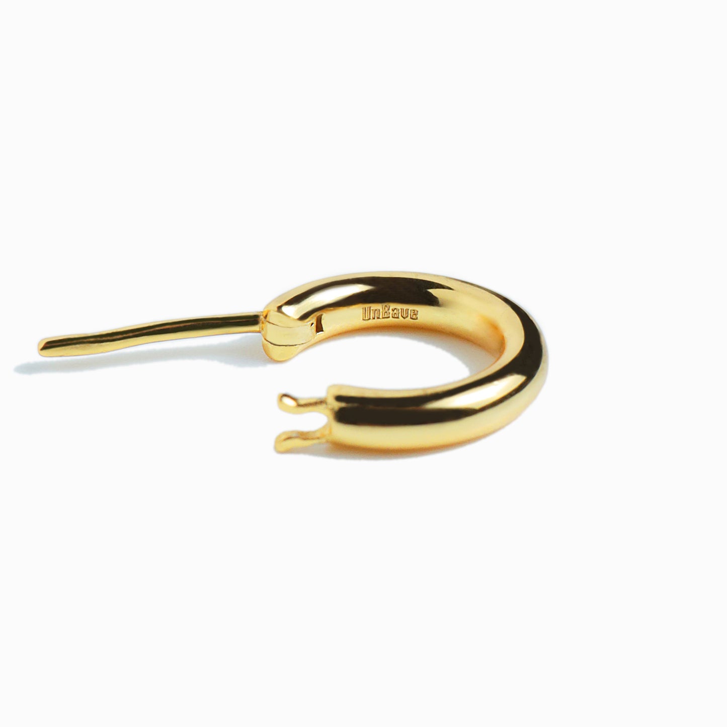 《Pierced earrings》Butterfly Shine（Casual）